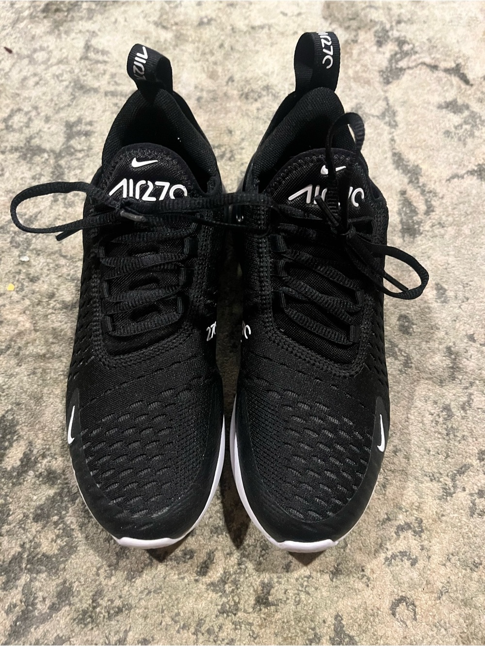 Nike Women’s Black and White Air270 Running Sneakers 6.5